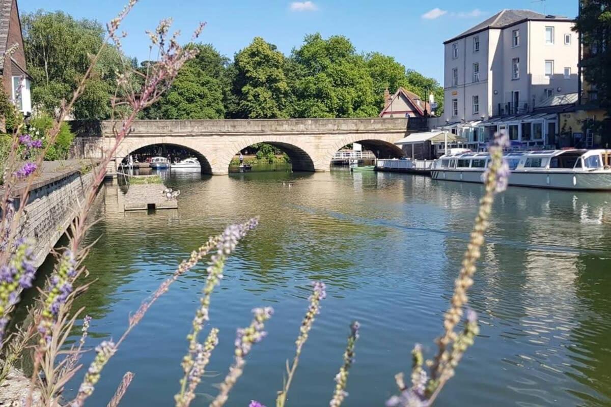 Modern Apartment In The Heart Of Oxford With Secure Underground Parking Экстерьер фото